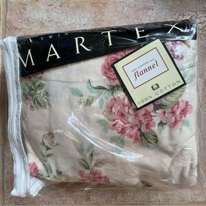 MARTEX vintage floral cotton flannel sheets cream background country fall winter